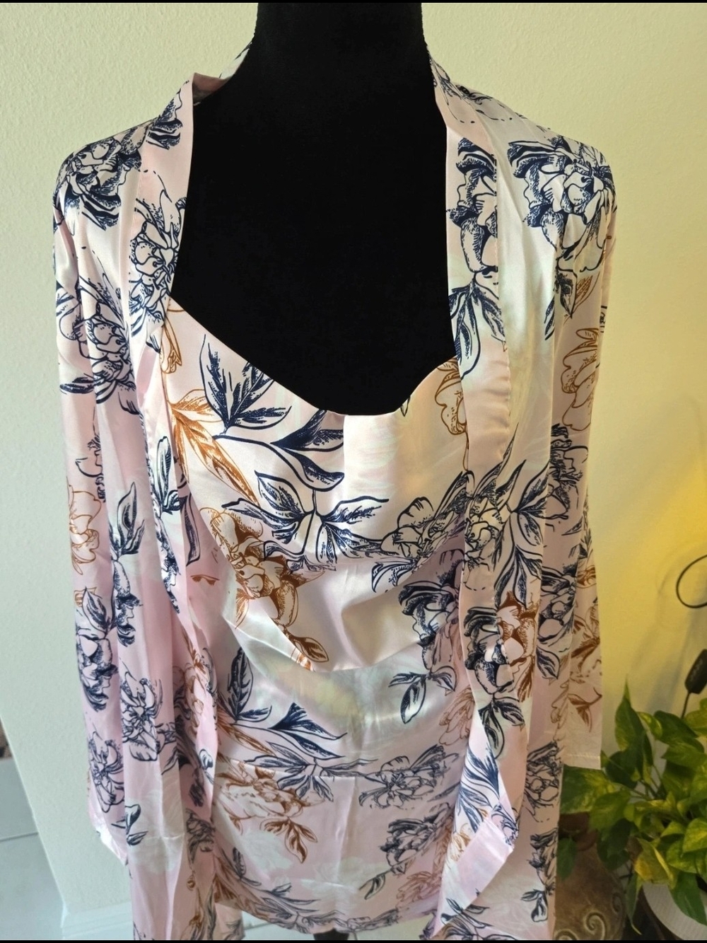 Satin Floral Chemise & Long Robe Set - Pink Floral - Picture 3 of 5